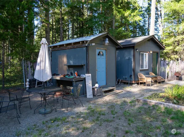 72 N Coho Court, Hoodsport, WA 98548