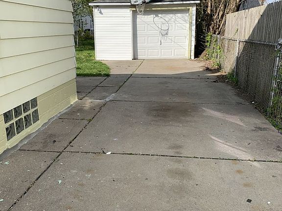 2nd image of 19661 Kenosha Ave