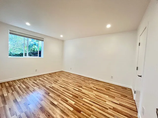 420 Tamarac Dr — Photo 32