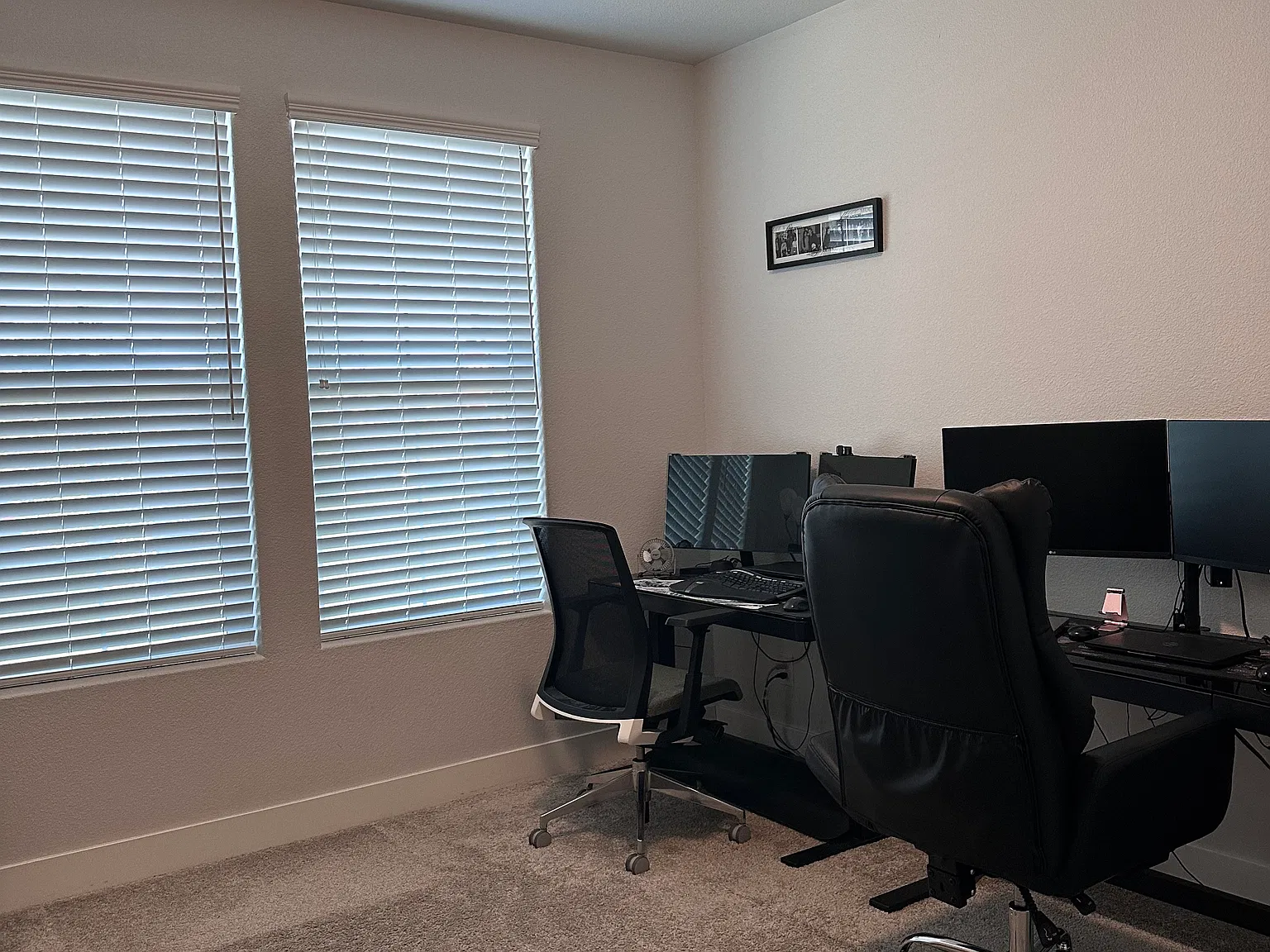 3 bed, 2444 sqft, $3,100 — Photo 3