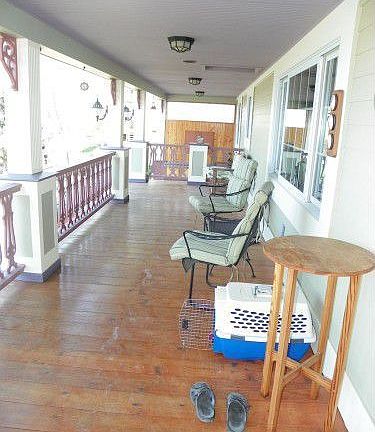 3rd image of 2419 Sandy Ln
