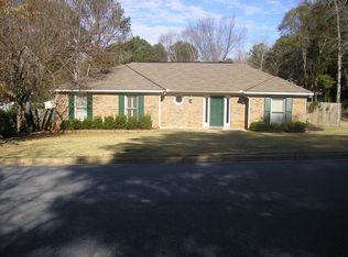 1347 Autumnridge Dr, Columbus, GA 31904