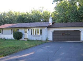 2437 S Country Ln, Beloit, WI 53511