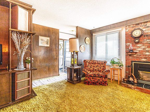 5th image of 5731 172b St