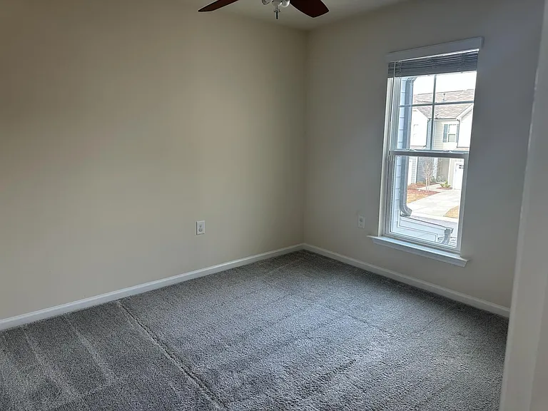 108 Pelsett St — Photo 31