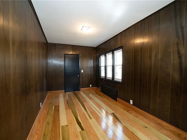 Darwood Pl — Photo 10