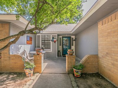 305 Betty L Ln, Burleson, TX, 76028