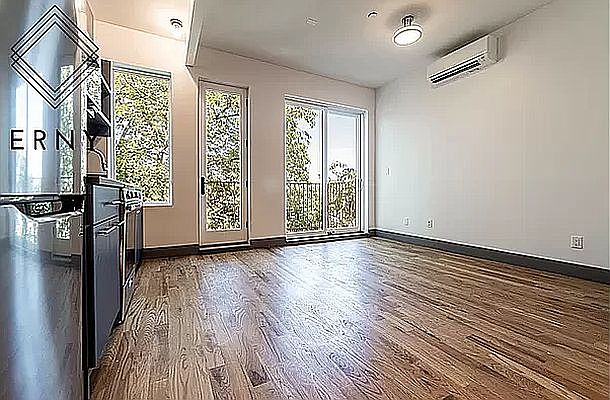 1st image of 124 New York Ave #3A