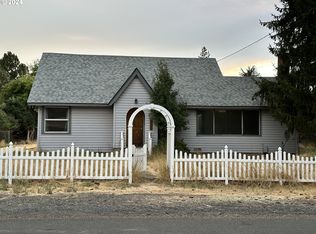 1175 Washington St, Fossil, OR 97830