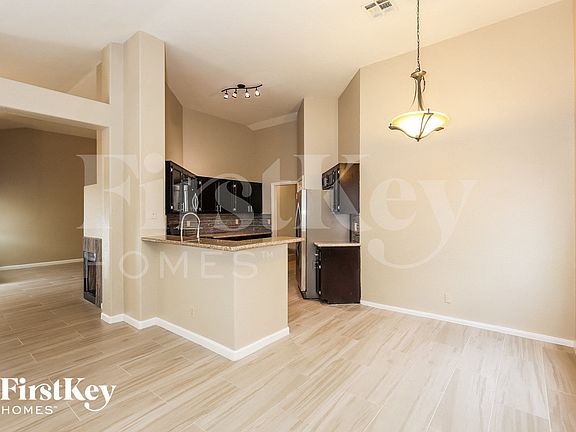 4th image of 3312 Hyannis Cir