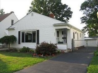 6302 Ridgewood Ave, Parma, OH 44129