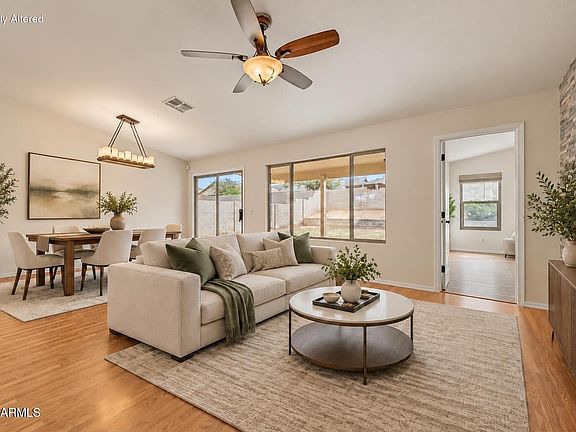 3rd image of 1713 E DESERT Lane