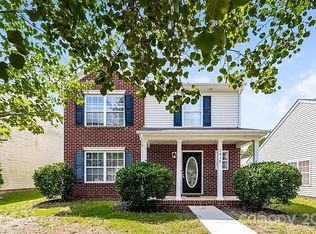 1517 Tuckers Glenn Dr, Rock Hill, SC 29732