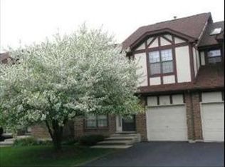 224 Wildwood Ct, Bloomingdale, IL