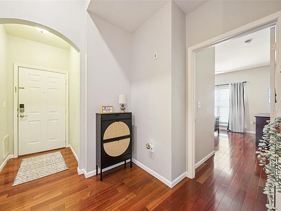 2nd image of 29 Kassebaum Ln APT 303