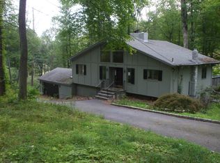 13 Curtis Dr, Vernon, NJ 07462