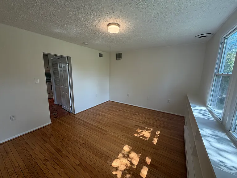 5014 Delaware St — Photo 9