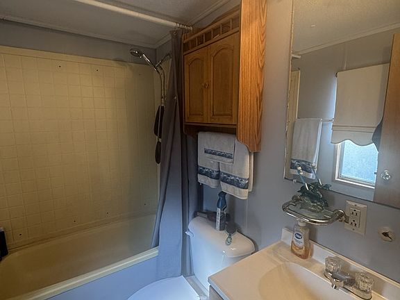 4th image of 35004 Birch Ct