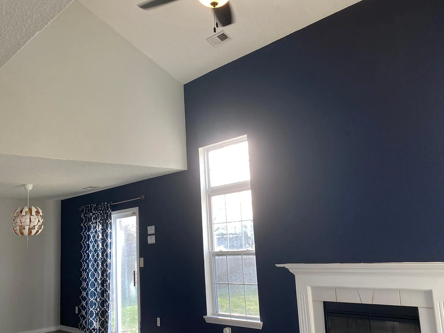 3 bed, 2.5 bath, 1807 sqft, $2,150 — Photo 4