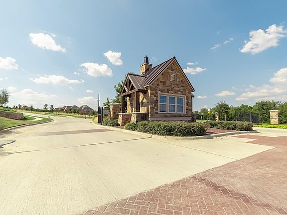 3rd image of 8516 Sand Hills Dr