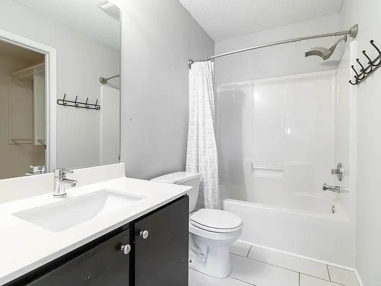44 Hayfield Ln — Photo 24