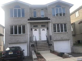 213B 11th St #B, Palisades Park, NJ 07650