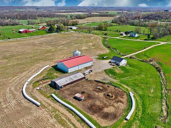 4th image of 2866 Township Road 190