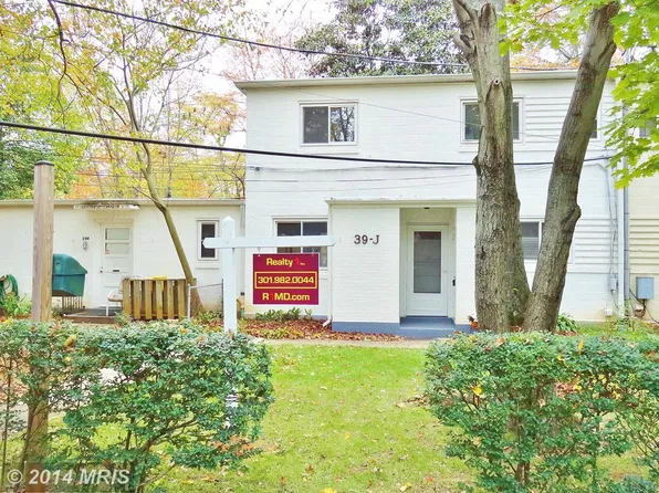 39 Ridge Rd, Greenbelt, MD 20770