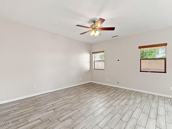 4th image of 18528 W EVA Street