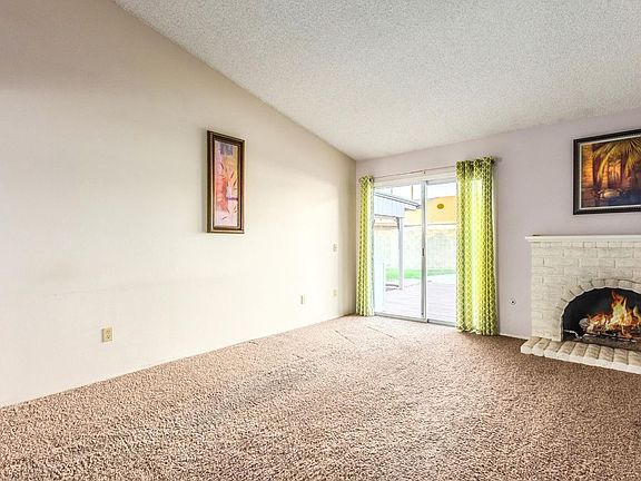 2nd image of 2302 W Mandalay Ln