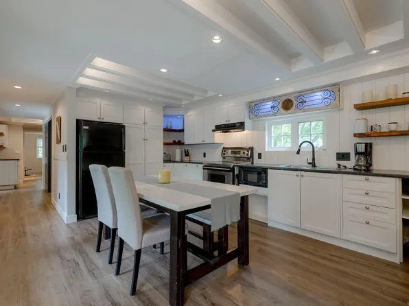 10325 Lakeshore Rd #25, Alberni Clayoquot, BC V9Y 8G9