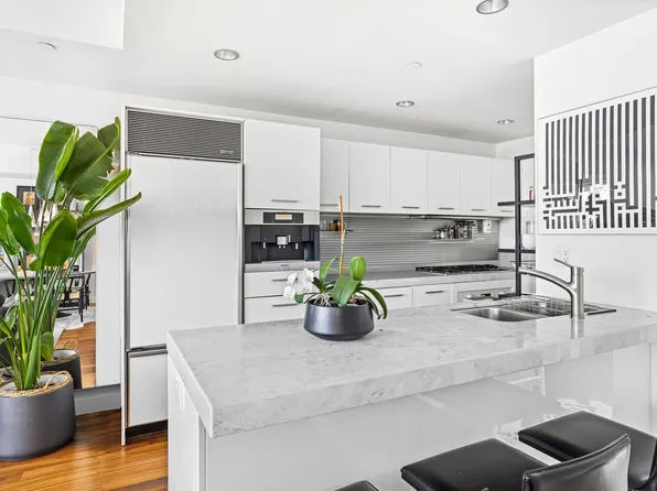 127 Madison Avenue 5 image 2 of 17