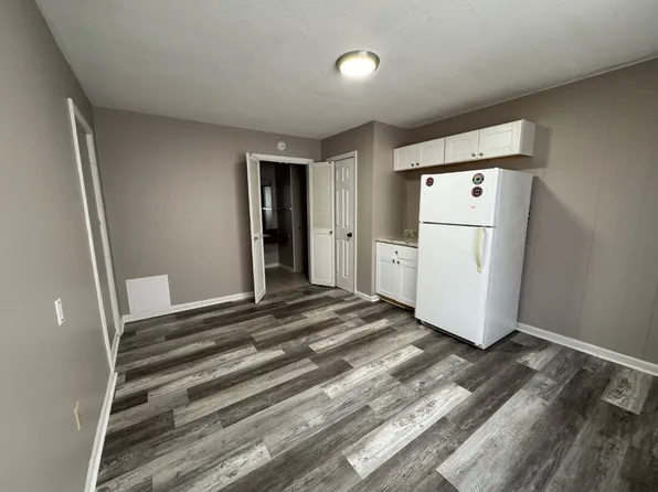 4213 Lake Land Blvd #9C, Mattoon, IL 61938