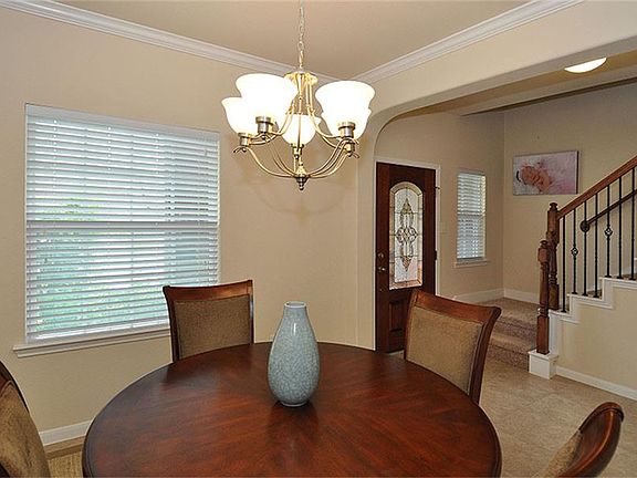 5th image of 14707 Diane Manor Ln