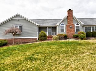 148 Eakle Rd, Staunton, VA 24401