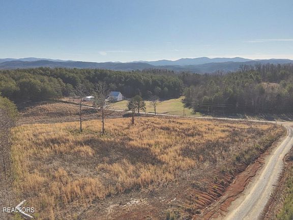3rd image of LOT Eleven Curtis Rd