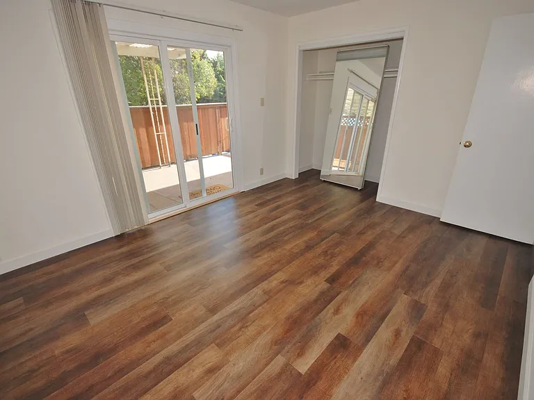 516 E. Hillsdale Ct. — Photo 15