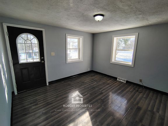 2nd image of 2216 E Cornell Ave