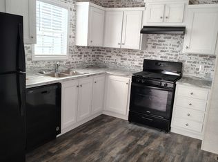 110 Rimrock Dr, West Des Moines, IA 50265