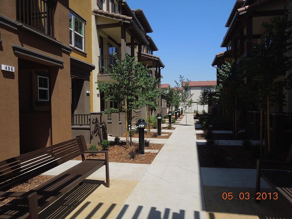 1st image of 472 La Scena Pl