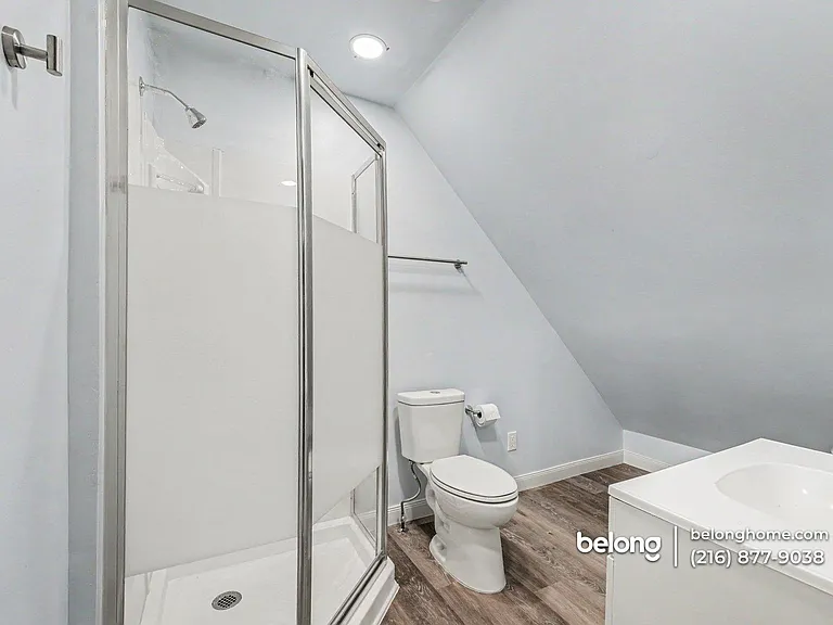 1516 E 118th St #2 — Photo 15