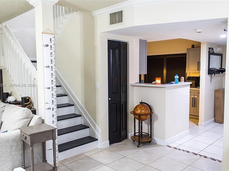 7645 NW 38th Ct — Photo 3