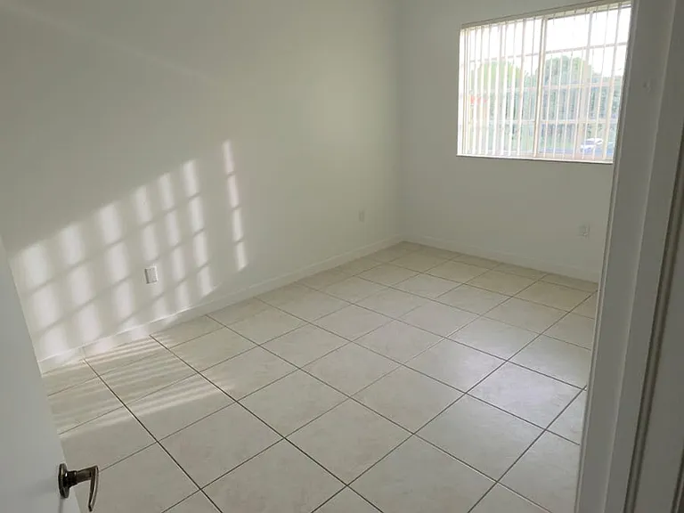 7280 NW 114th Ave #305 — Photo 16
