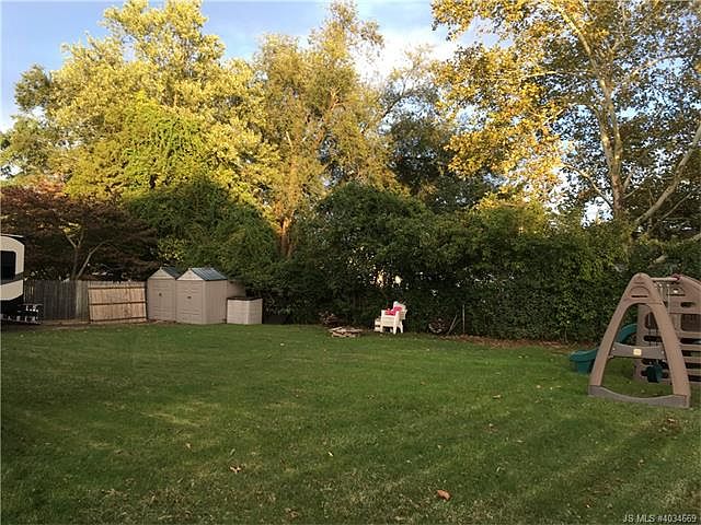 2nd image of 221 Carol Dr