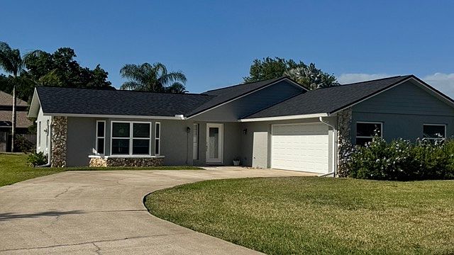1st image of 804 Wildwood Cir