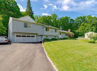 43 Gay Bower Rd, Monroe, CT 06468