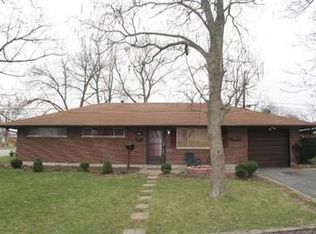 206 Ironwood Dr, West Carrollton, OH 45449