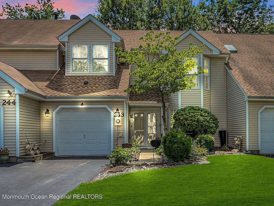 1st image of 243 Daffodil Drive