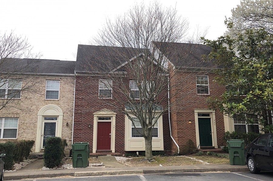 1st image of 503 Stafford Glen Ct