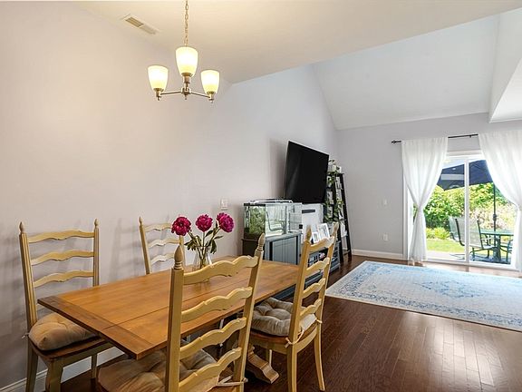 3rd image of 70 Endicott St APT 1403